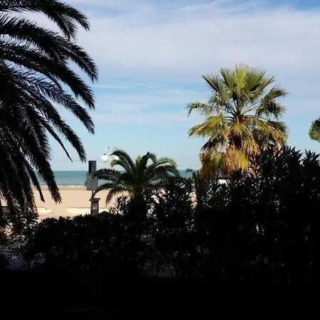 In Lido Mit Privater Terrasse